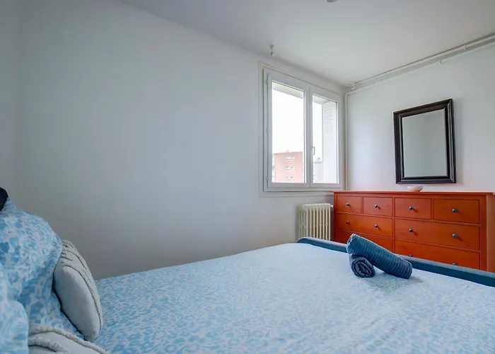 Lägenhet Le Soleil Levant Parking Facile Toulouse