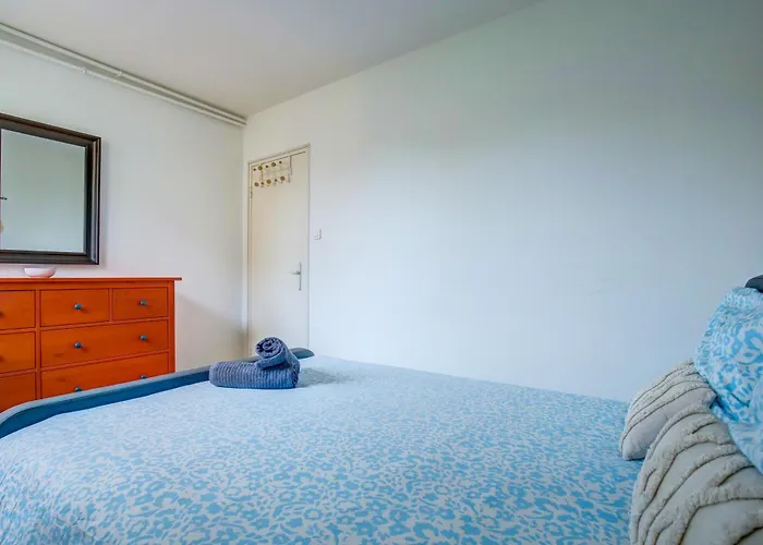 Le Soleil Levant Parking Facile *